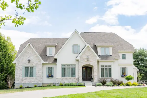 9815 Humphrey Road, Symmes Twp, OH 45242