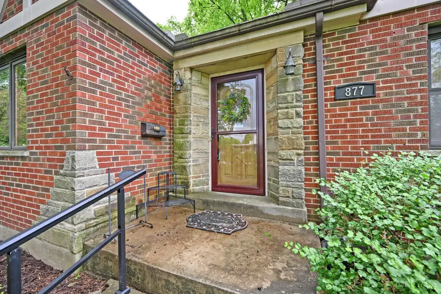 877 Finney Trail, Finneytown, OH 45224 - #3