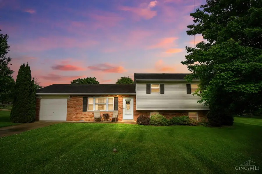 9537 Crestfield Drive, West Chester, OH 45069 - #2