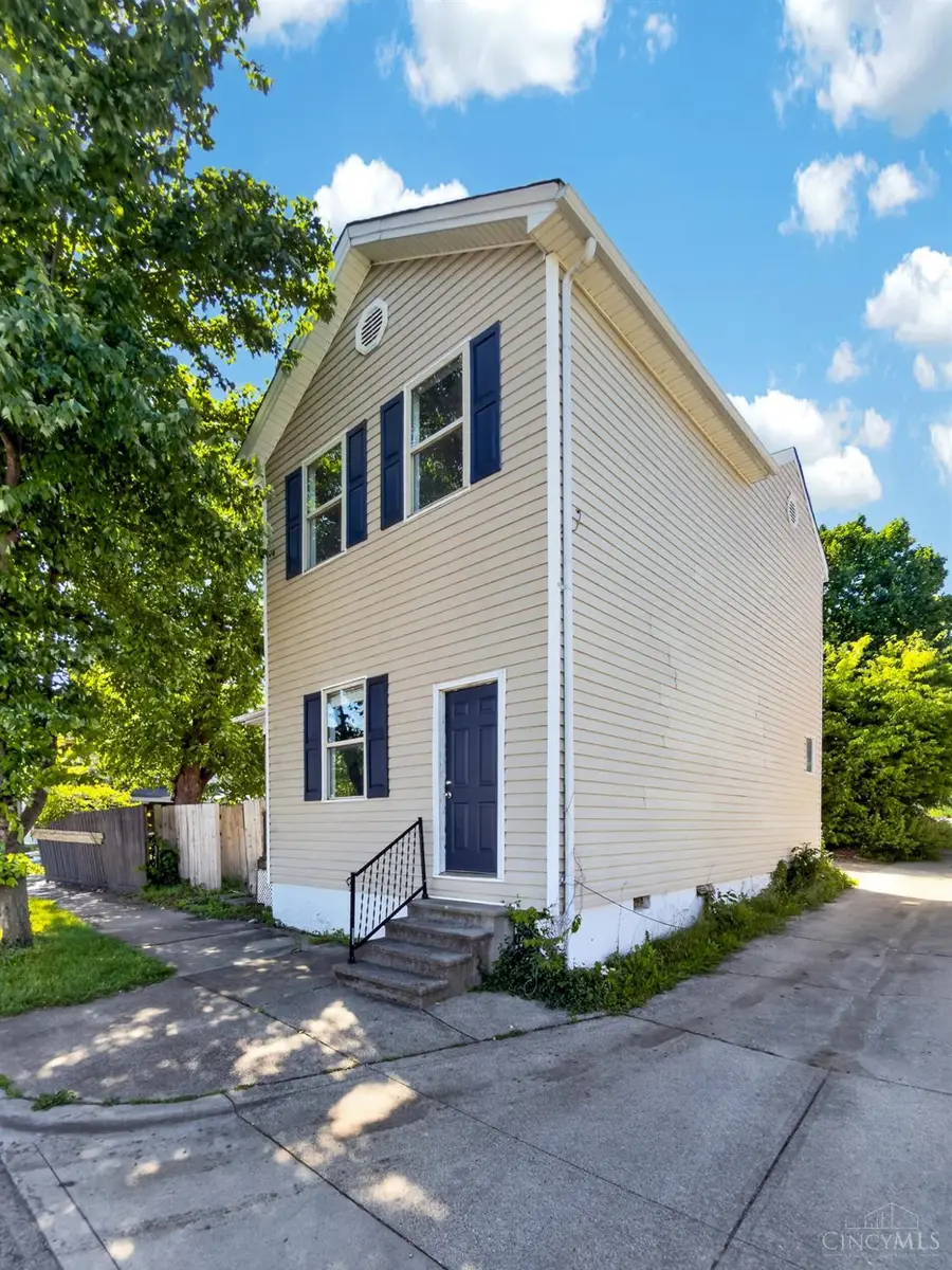 145 Pershing Avenue, Hamilton, OH 45011 - #3