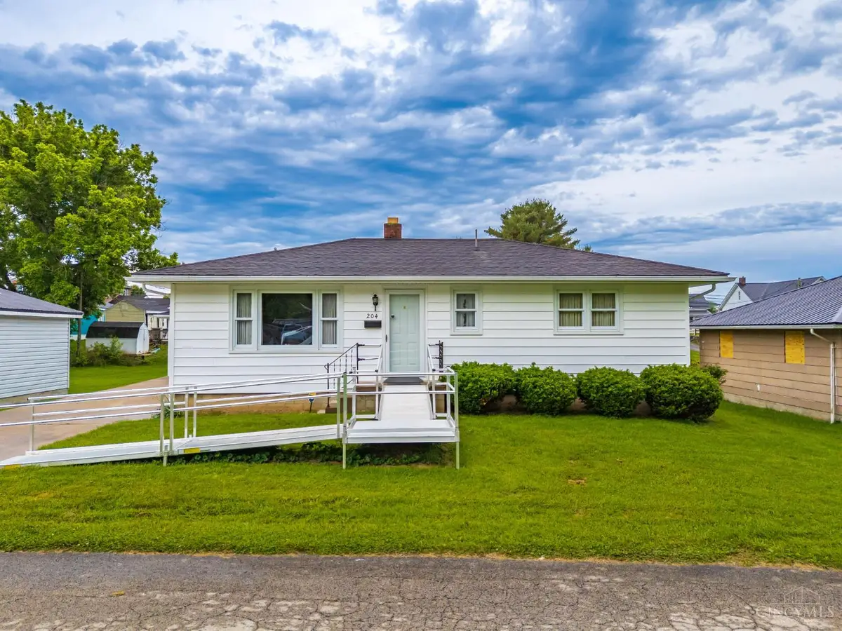 204 E Ninth Street, Manchester, OH 45144 - #1