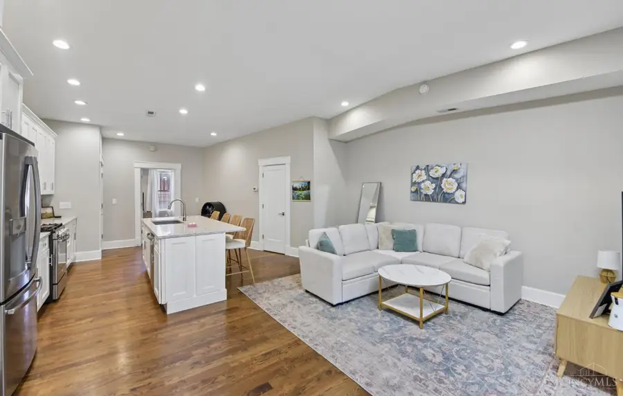 817 Broadway Street #3, Cincinnati, OH 45202 - #3