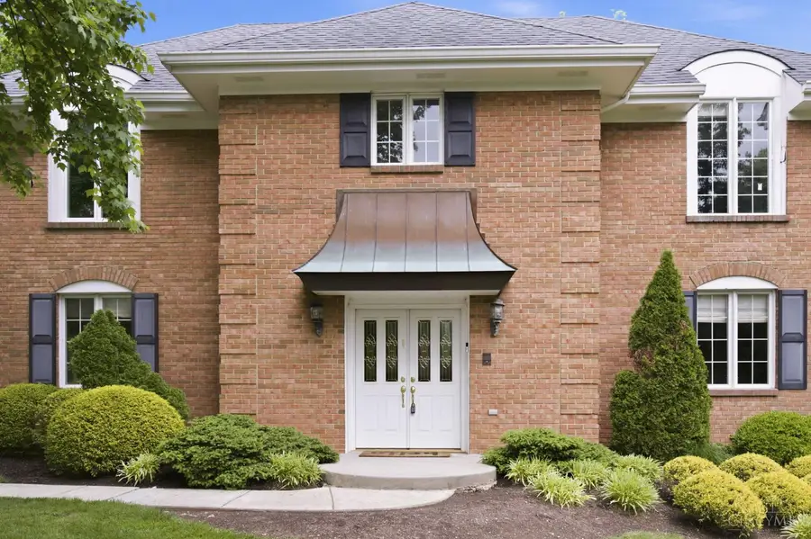 9486 Oakhurst Court, Blue Ash, OH 45241 - #3