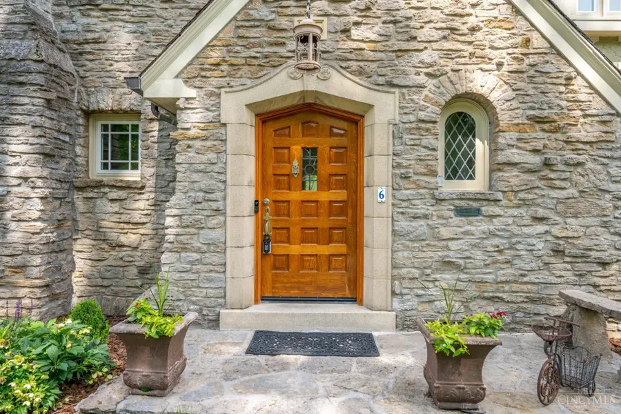 6 Forest Hill Drive, Cincinnati, OH 45208 - #2