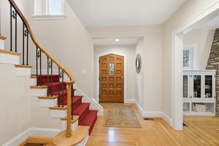 6 Forest Hill Drive, Cincinnati, OH 45208 - #3
