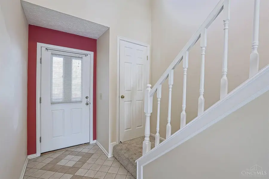 6764 Sandharbor Court, Maineville, OH 45039 - #3