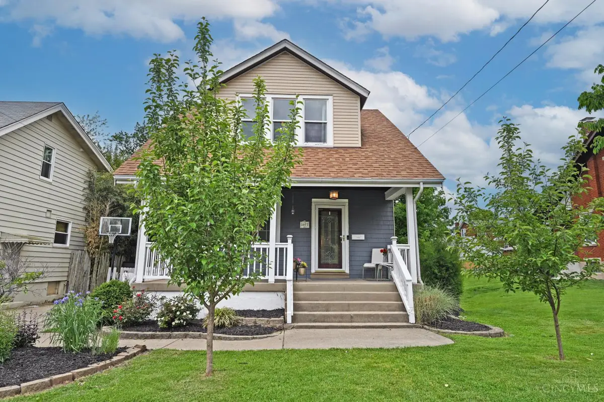 3977 Delmar Avenue, Cheviot, OH 45211 - #1