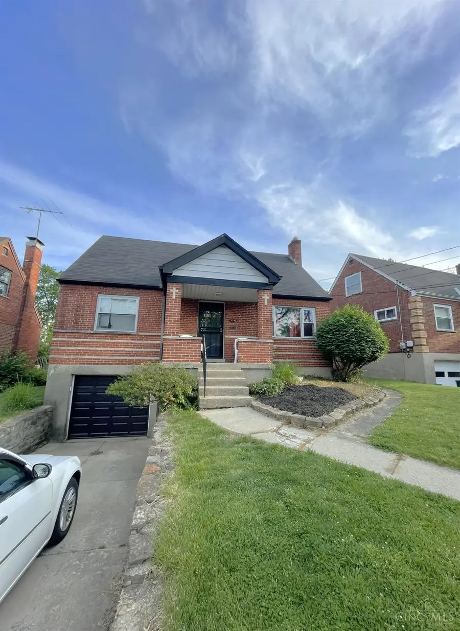 1772 Tuxworth Avenue, Cincinnati, OH 45238 - #3