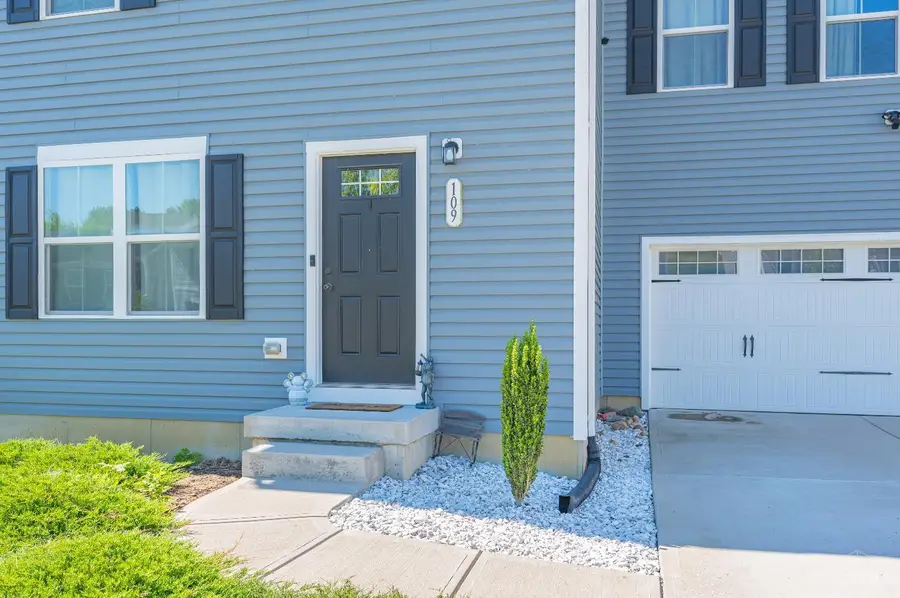 109 Sunrise Lane, New Richmond, OH 45157 - #2