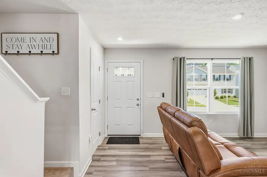 109 Sunrise Lane, New Richmond, OH 45157 - #3