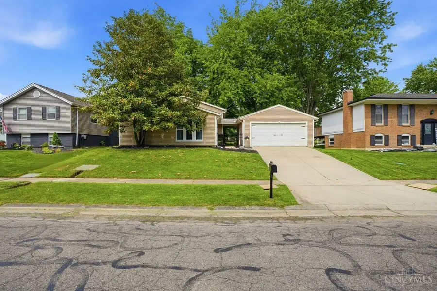 8833 Dover Drive, Landen, OH 45039 - #3