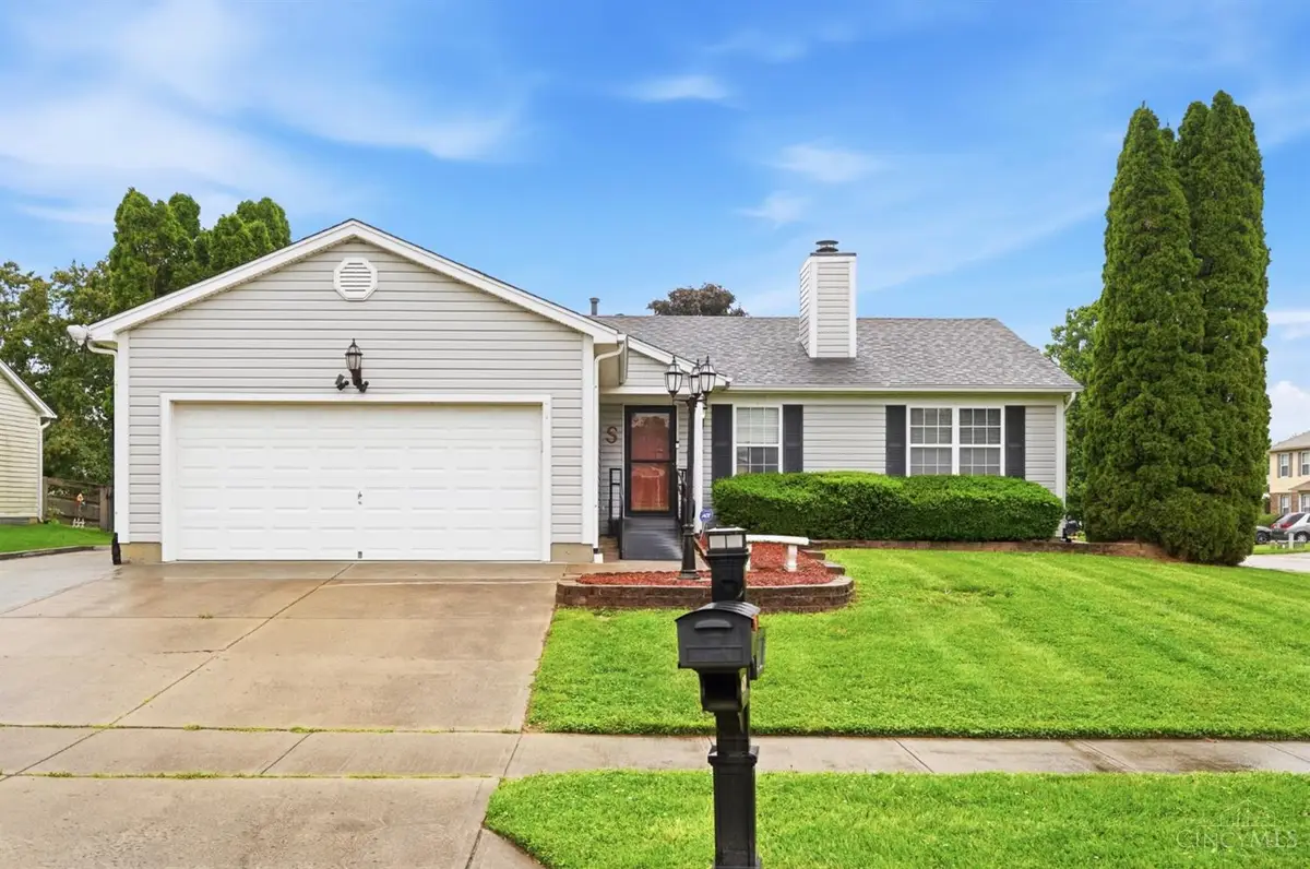 619 Fox Chase Way, Maineville, OH 45039 - #1