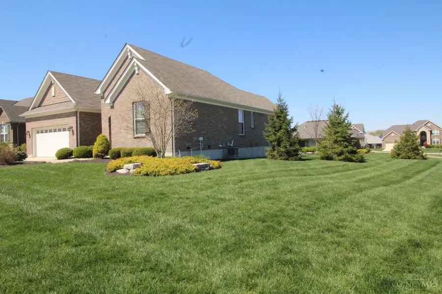 5330 Mariners Way, Liberty, OH 45011 - #2