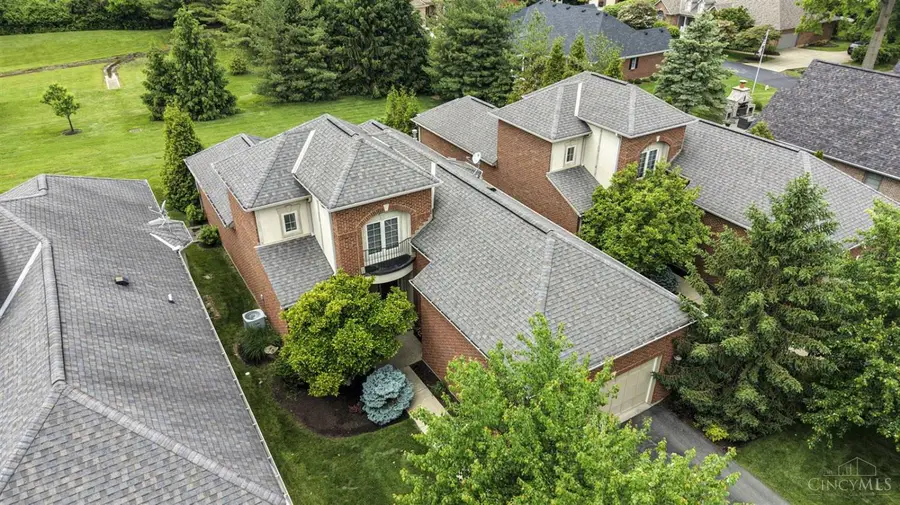 8731 Kenwood Road, Sycamore, OH 45242 - #2