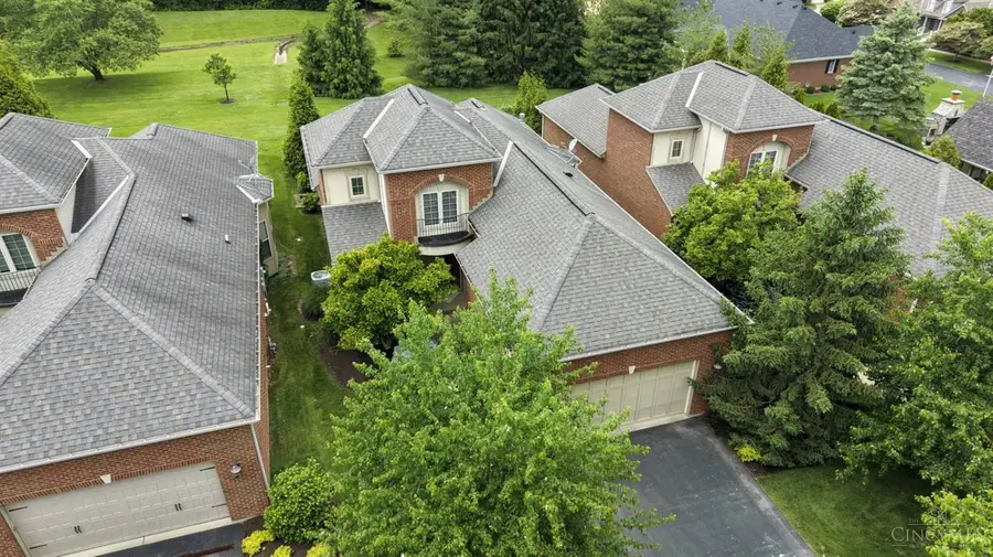 8731 Kenwood Road, Sycamore, OH 45242 - #3
