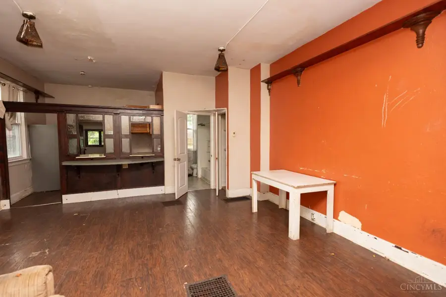 207 Warner Street, Cincinnati, OH 45219 - #2