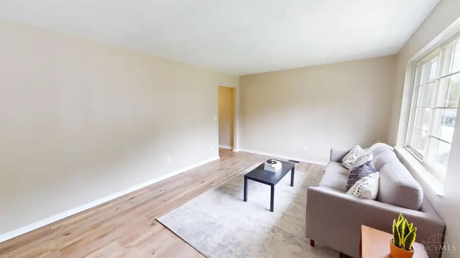 1884 Sevenhills Dr, New Burlington, OH 45240 - #2