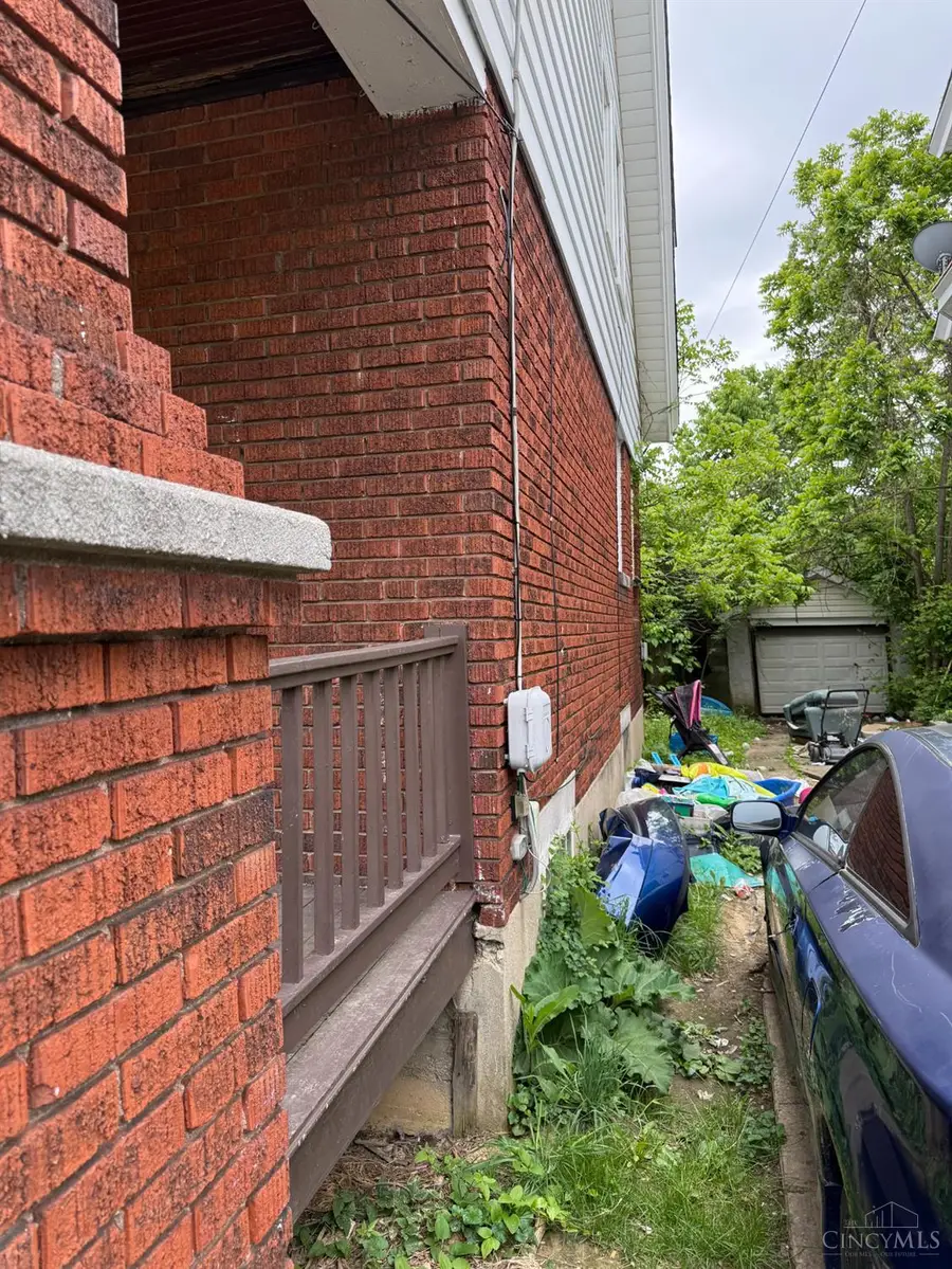 4719 Highridge Avenue, Cincinnati, OH 45238 - #2