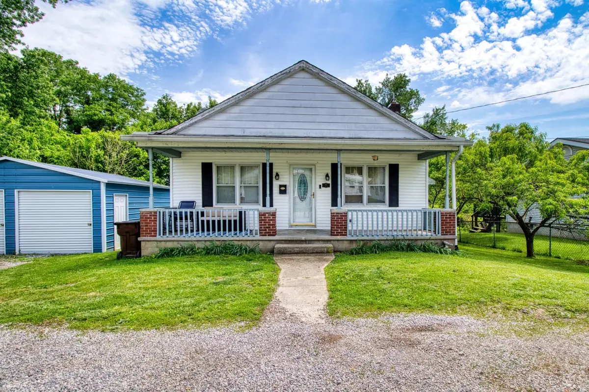 612 E Seventh Street, Manchester, OH 45144 - #1