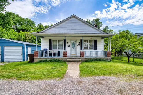 612 E Seventh Street, Manchester, OH 45144