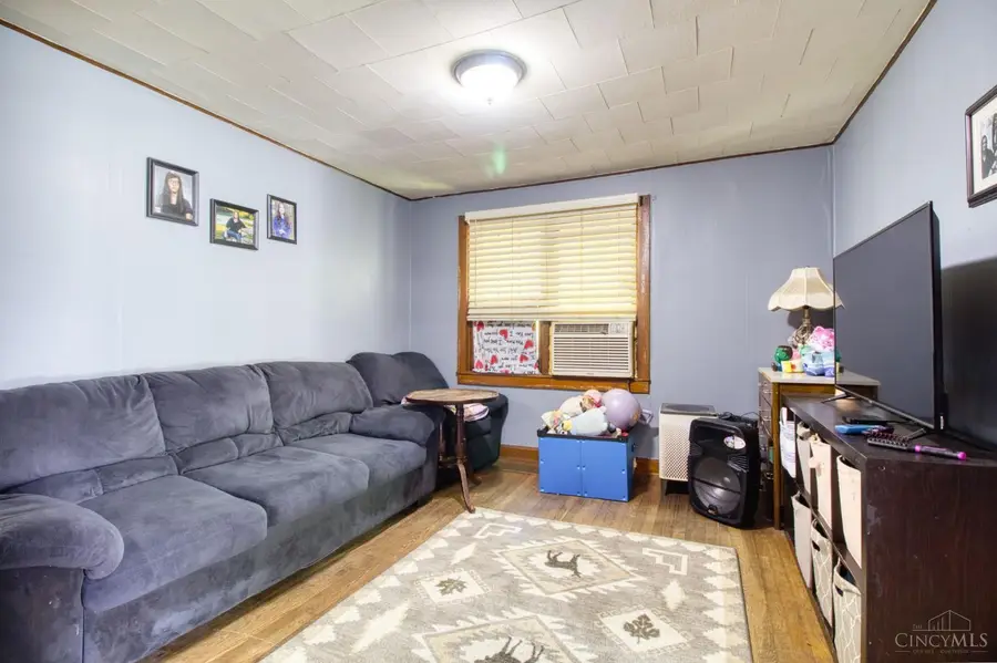 612 E Seventh Street, Manchester, OH 45144 - #3