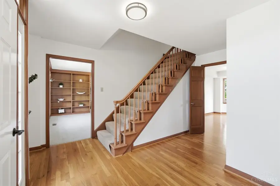 8302 Miranda Place, West Chester, OH 45069 - #2