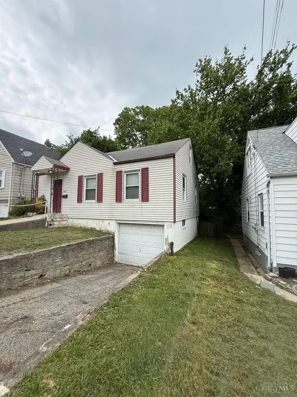 1866 Ashbrook Drive, Cincinnati, OH 45238