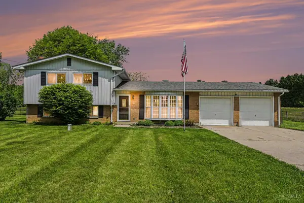 5884 Troy Road, Springfield, OH 45502
