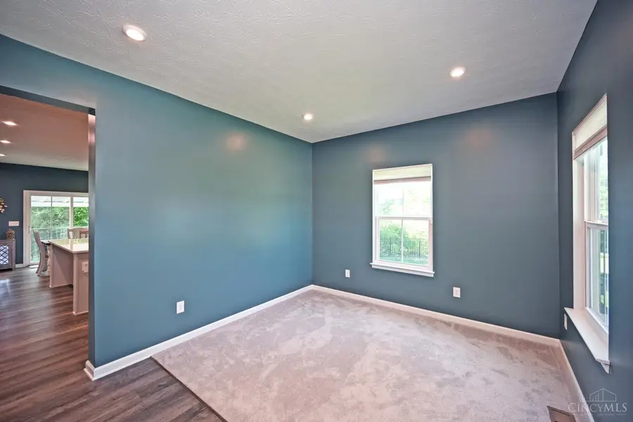 1575 Clearbrook Lane, Amelia, OH 45102 - #3