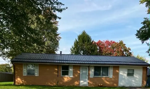 60 Dorothy Lane, New Vienna, OH 45159