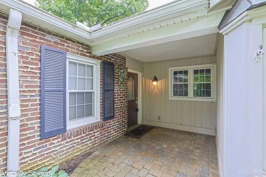8853 Hollyhock Drive, Cincinnati, OH 45231 - #3
