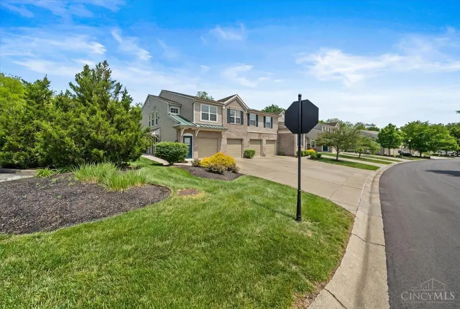 1384 Twin Spires Drive, Batavia, OH 45103 - #2