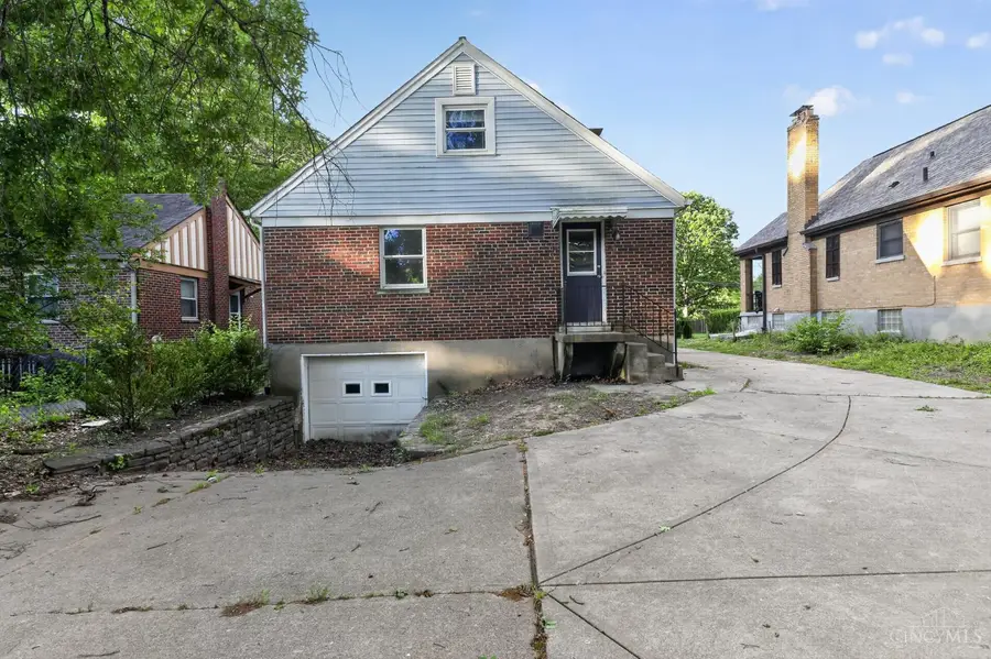 1290 Norman Avenue, North College Hill, OH 45231 - #2