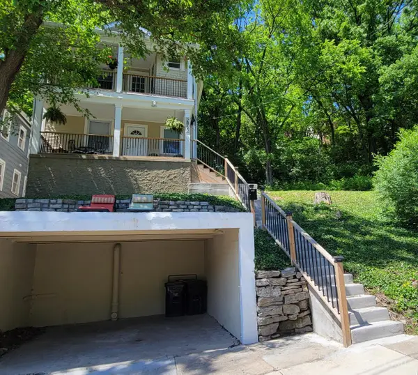 2863 Marshall Avenue, Cincinnati, OH 45225
