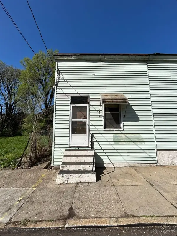 832 N Livingston Street, Cincinnati, OH 45214