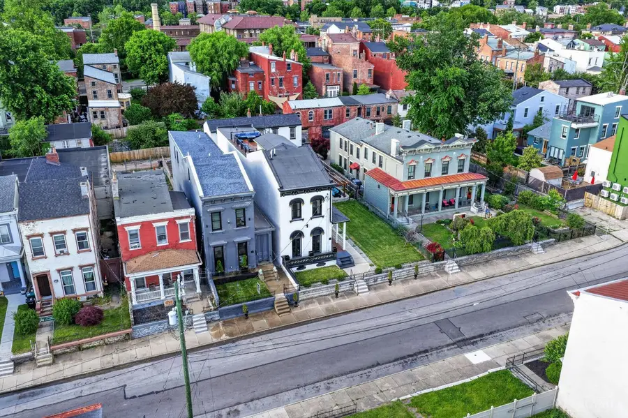 916 York Street, Cincinnati, OH 45214 - #2