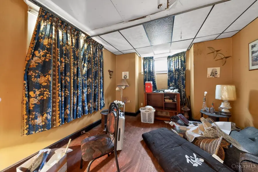 2041 Baltimore Avenue, Cincinnati, OH 45225 - #2