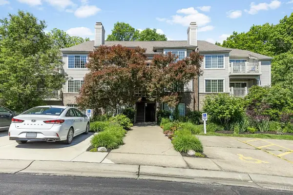 9821 Regatta Drive #303, Cincinnati, OH 45252