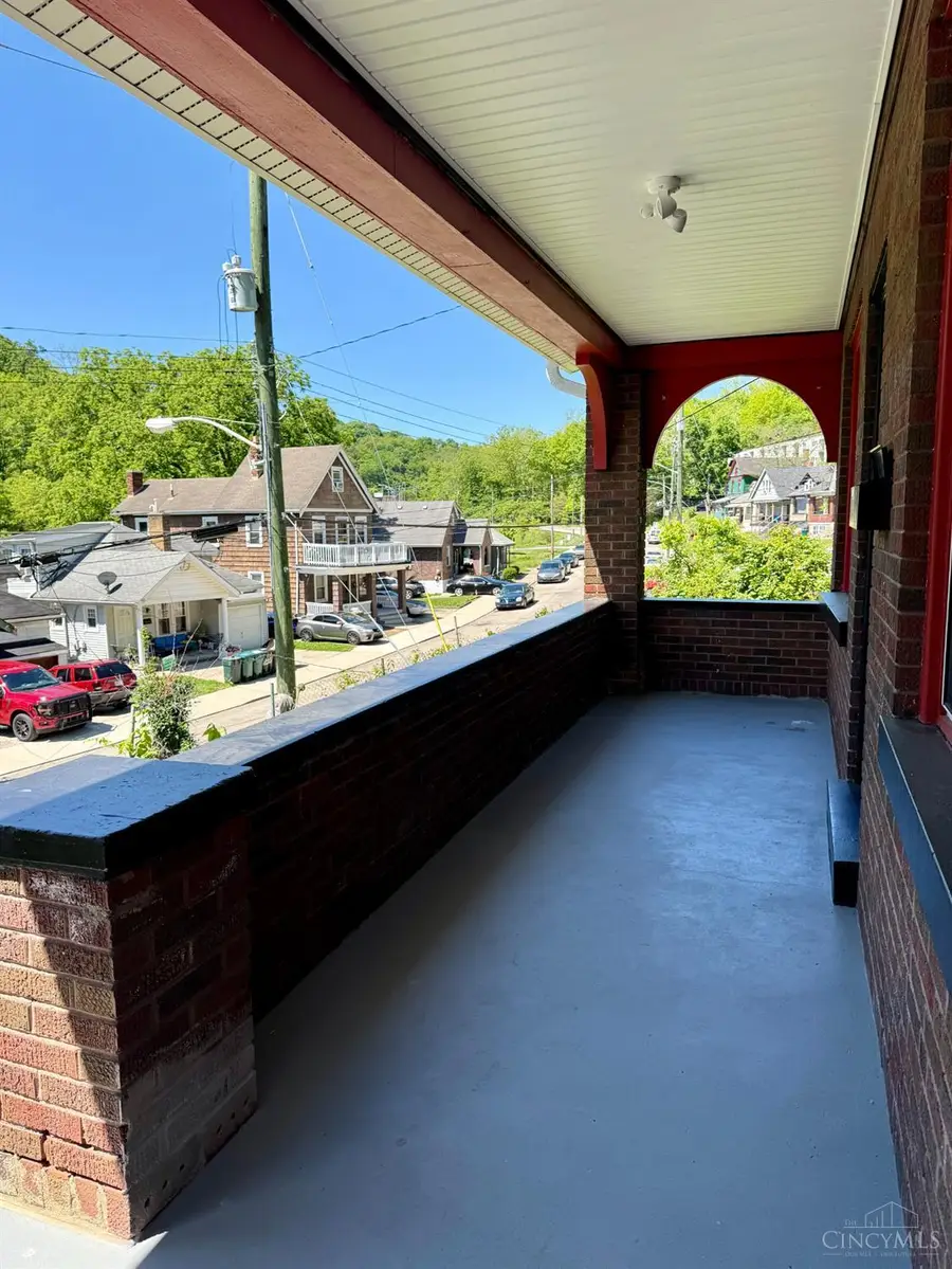 2044 Queen City Avenue, Cincinnati, OH 45214 - #2
