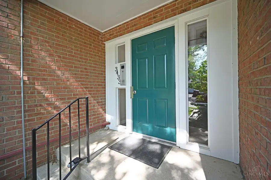 3433 Traskwood Circle #B, Cincinnati, OH 45208 - #3