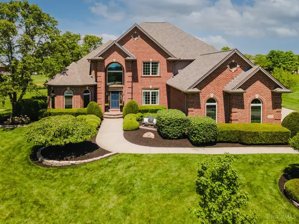 1123 Waters Edge Drive, Centerville, OH 45458
