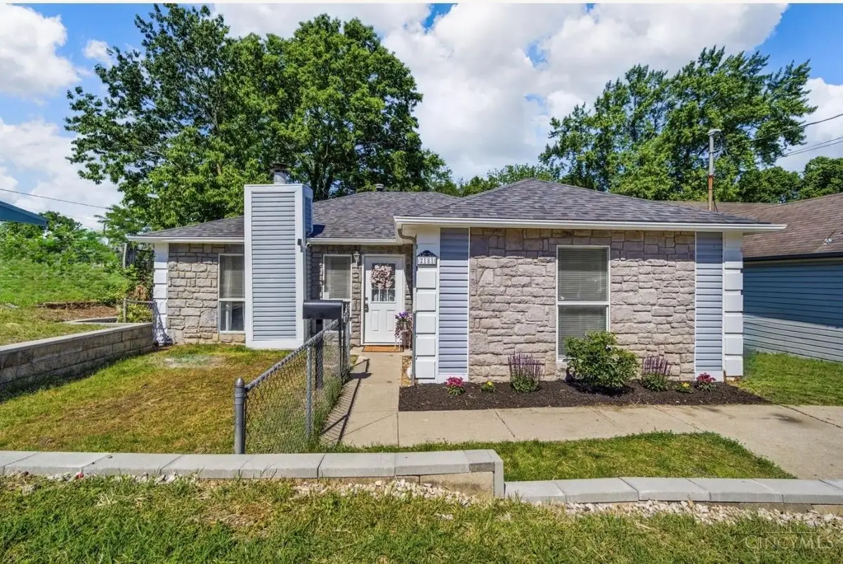 2181 University Boulevard, Hamilton, OH 45015 - #1