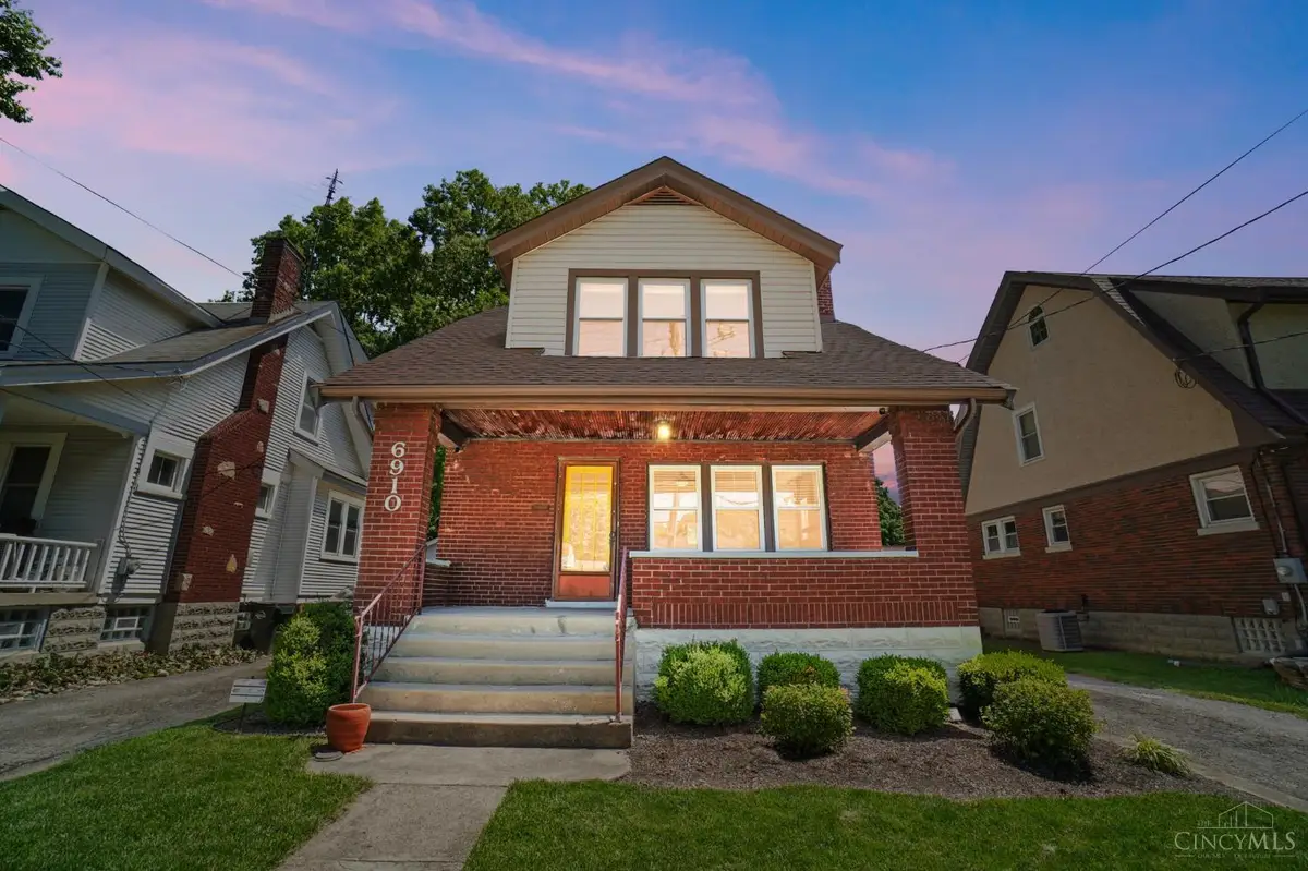 6910 Ohio Avenue, Silverton, OH 45236 - #1