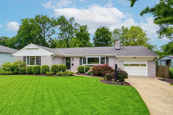 345 Fleming Road, Wyoming, OH 45215
