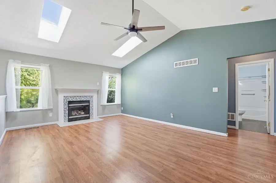 605 Quail Hollow Drive, Trenton, OH 45067 - #2