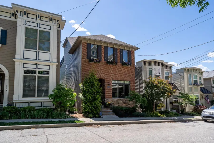 462 Strafer Street, Cincinnati, OH 45226 - #3