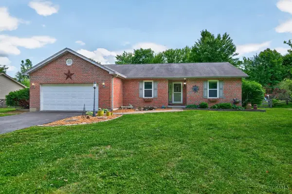 1331 Cathy, Amelia, OH 45102