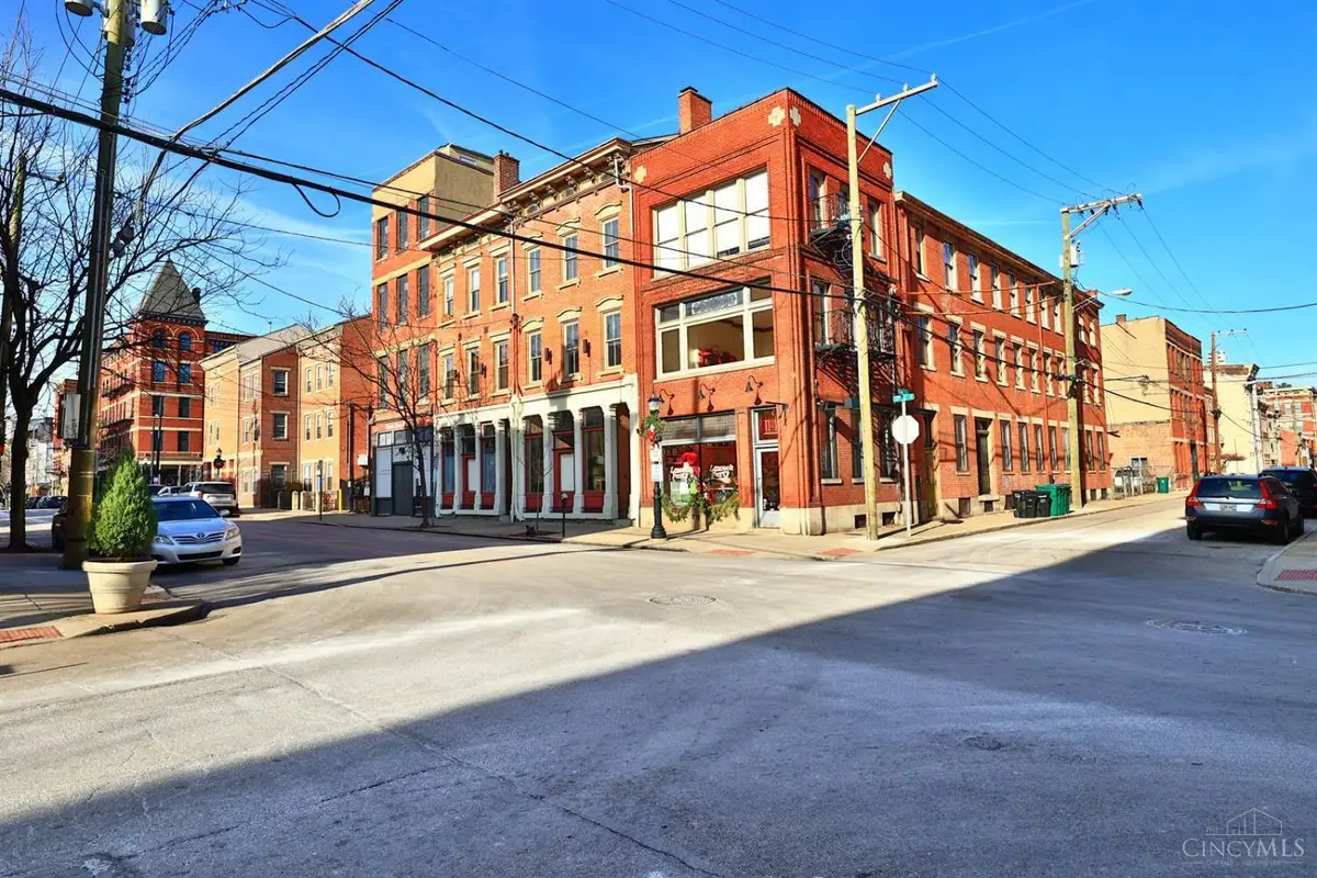 112 E Thirteenth Street #4, Cincinnati, OH 45202 - #1