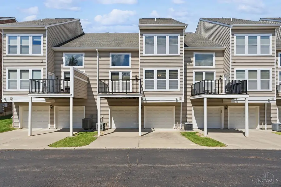 9024 Beacon Street, Deerfield, OH 45040 - #3