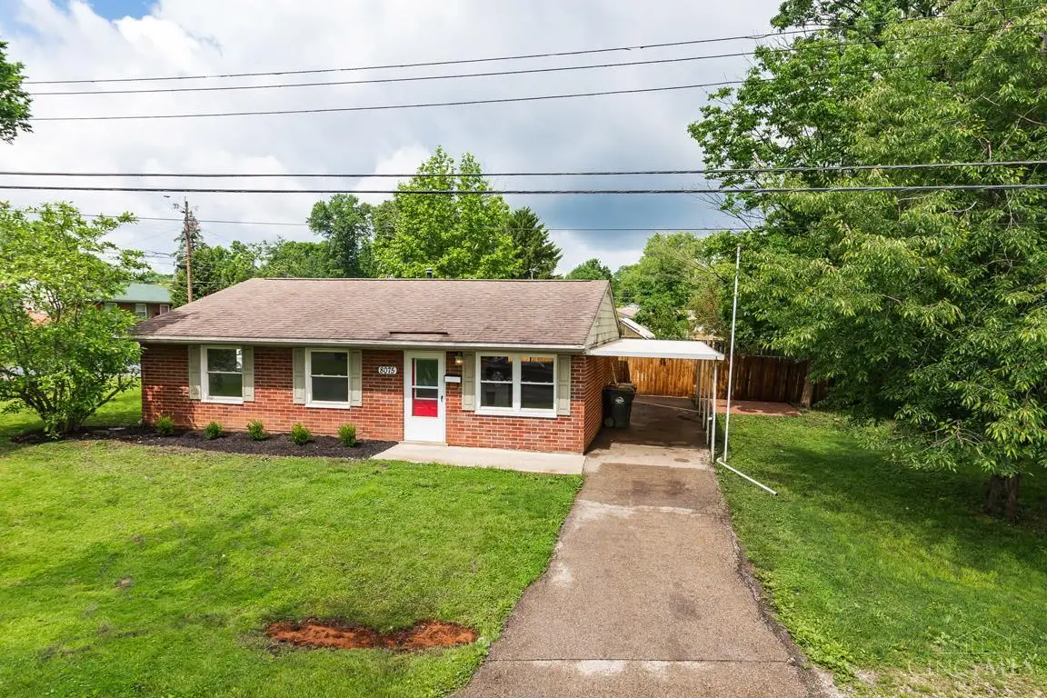 8075 Queens Avenue, Sycamore, OH 45236 - #1
